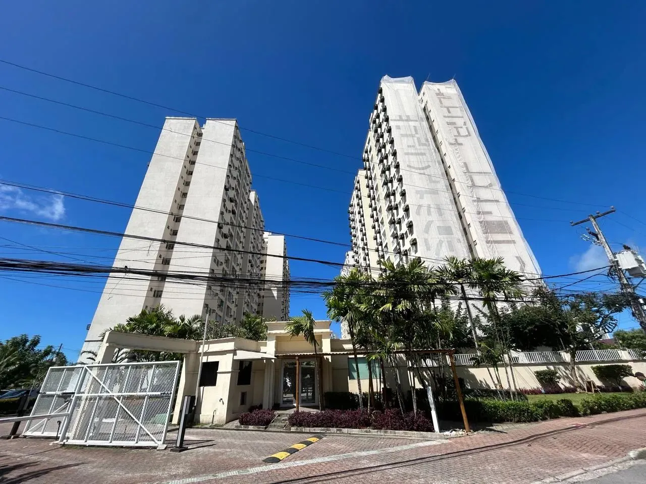 Imóvel para aluguel tem 63 metros quadrados com 3 quartos em Imbiribeira - Recife - PE