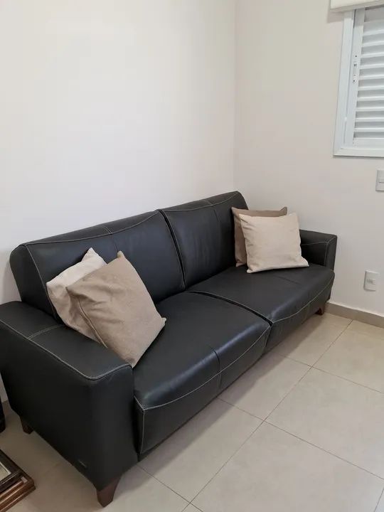 Beautiful black genuine leather sofa64385783203587120