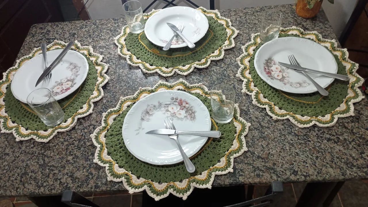Conjunto de souplats de crochê 7 peças  - Foto 4