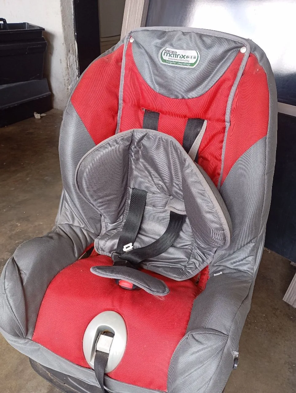 Cadeira de carro para bebê Matrix II - Vermelha