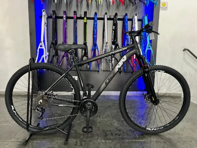 Bicicleta seminova aro 29 Odinn, 21 marchas