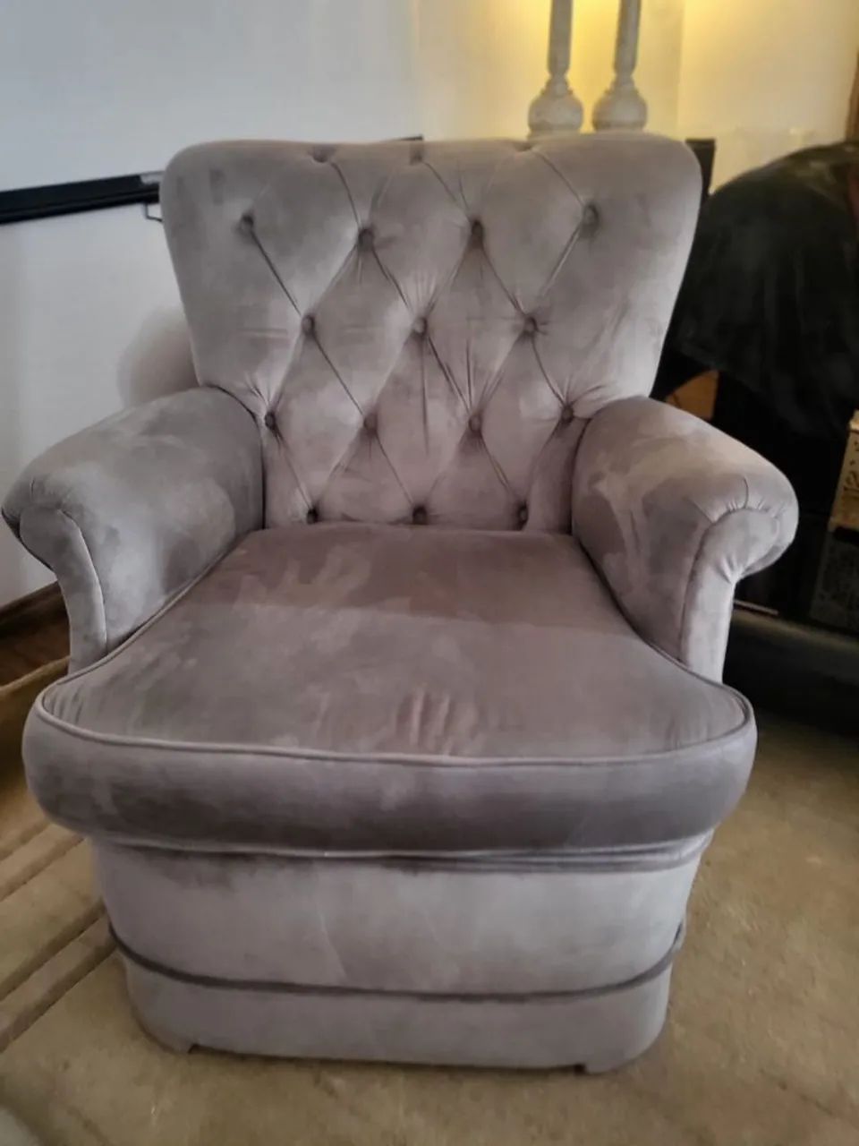 Par de Poltronas vintage em Veludo Cinza. - Foto 4