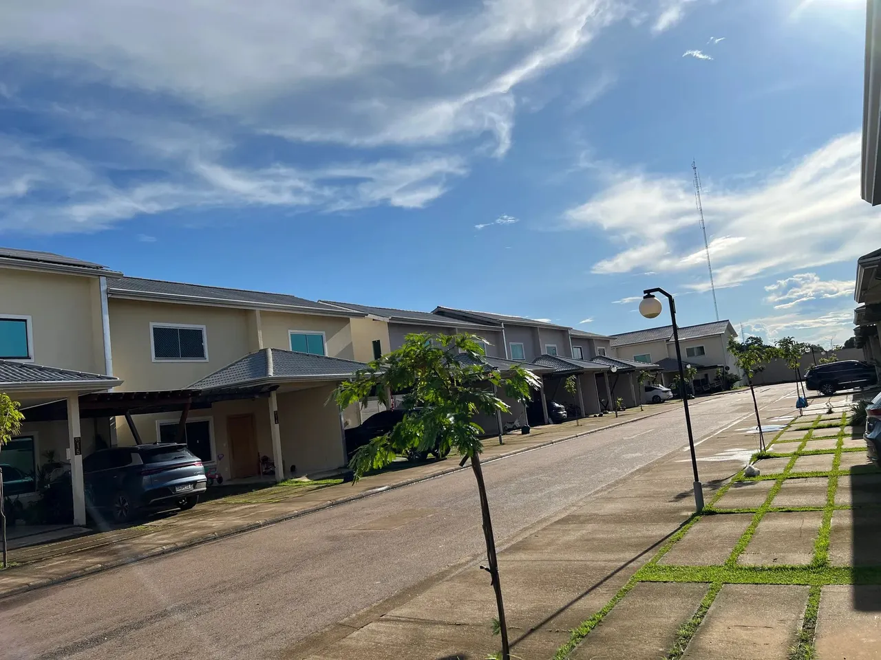 Sobrado Portal do Norte com 3 suítes Financiável