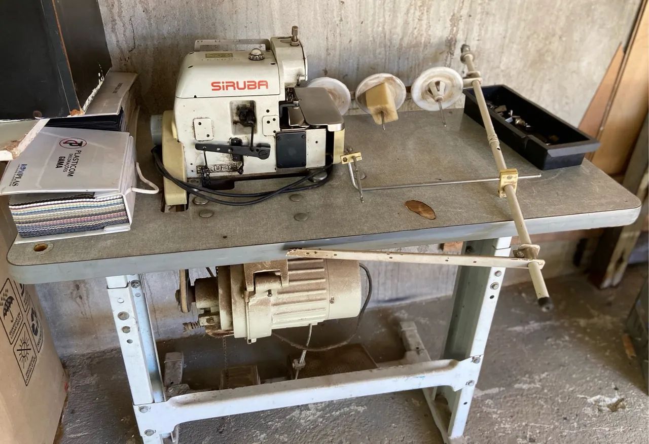 Máquina de Overloque Industrial - Siruba 737K - Foto 2