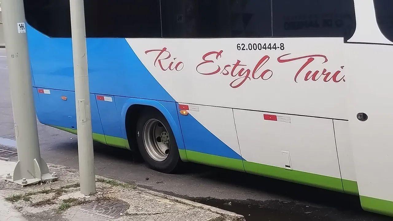 Microonibus marcopolo mercedes LO.915 - Foto 3