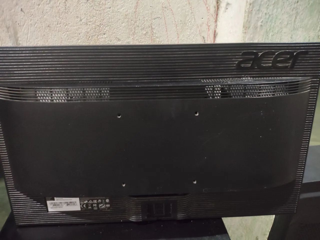 ? Monitor Acer V206HQL 19.5" LED - VGA - Foto 2