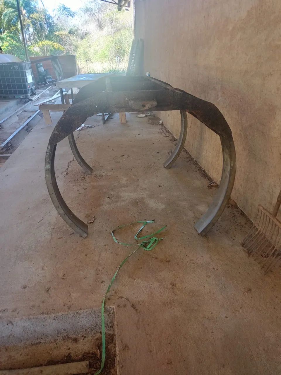 Trator e autoclave  - Foto 2