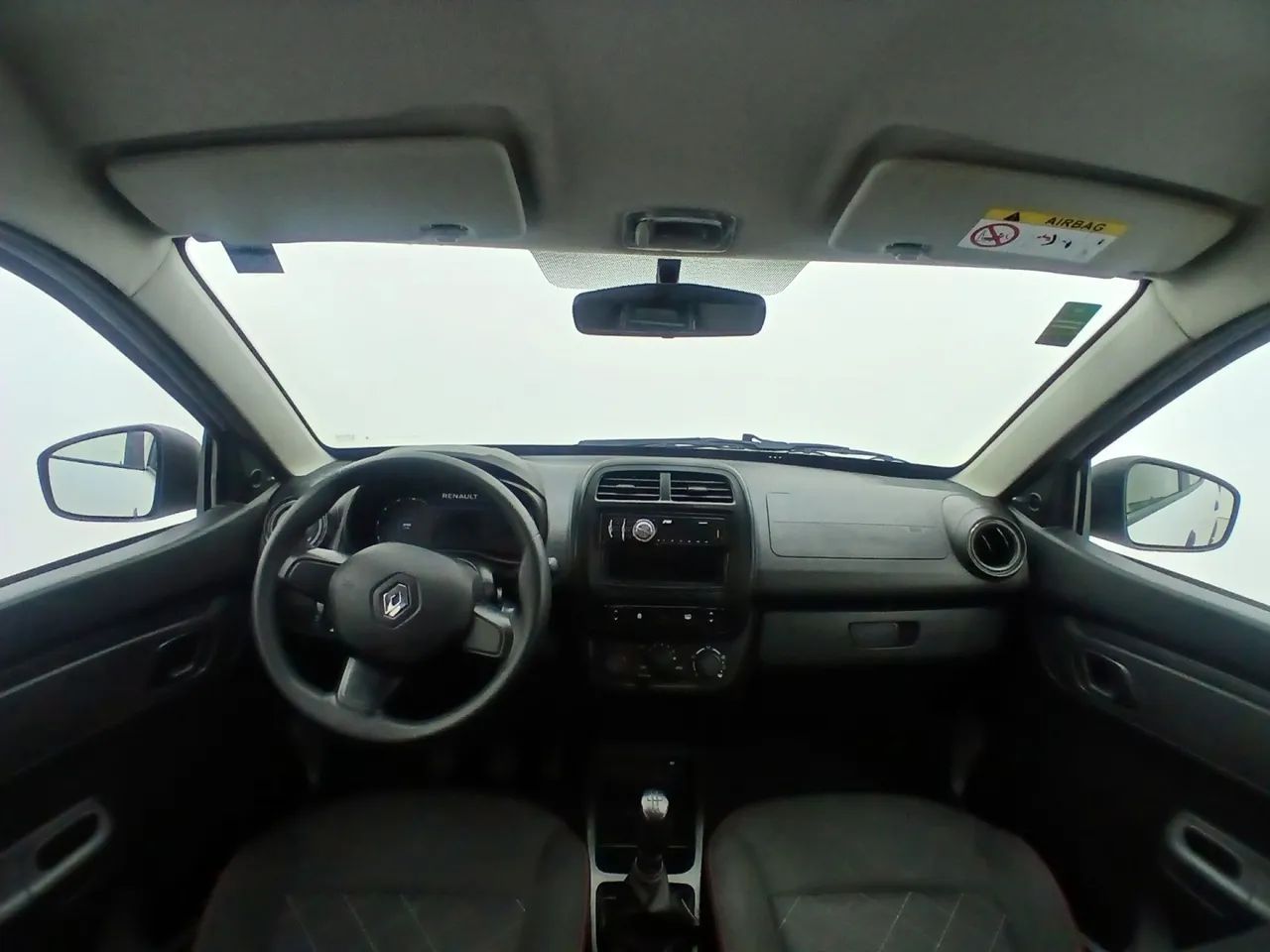 Renault Kwid 1.0 Zen, foto 15 de 18