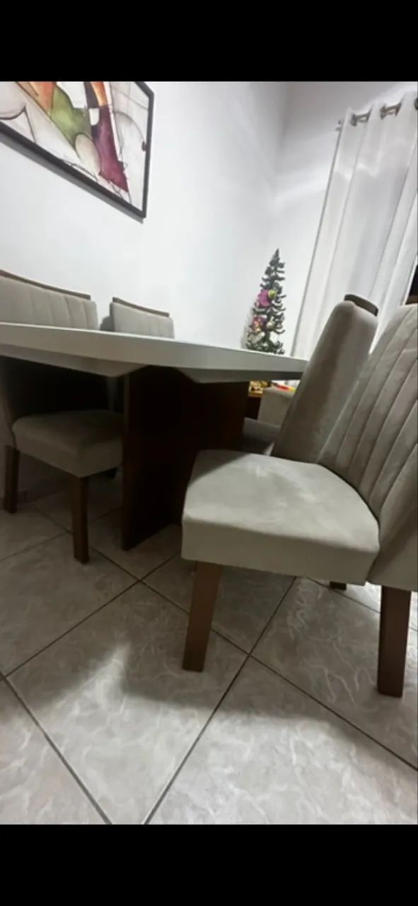 Mesa de jantar 4 lugares