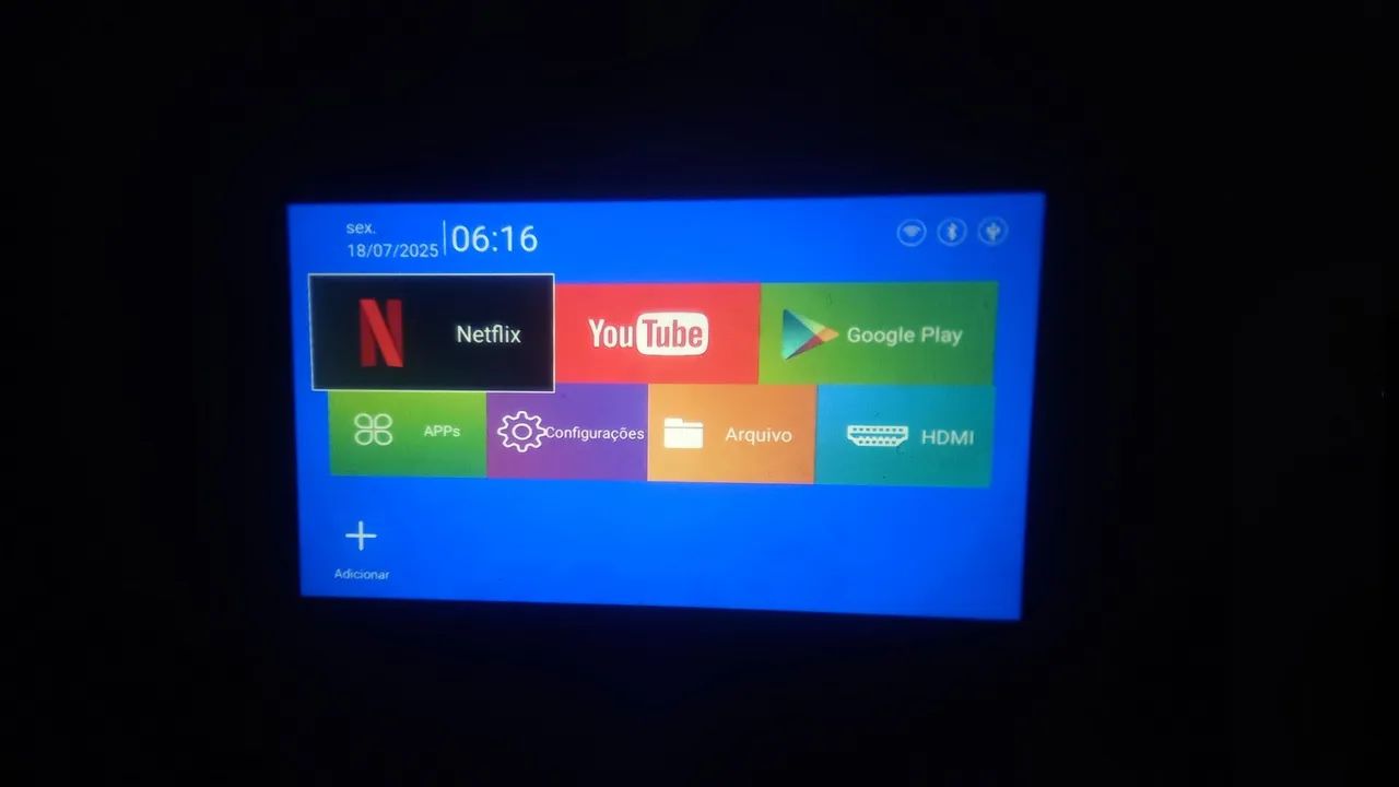 Projetor HY300 Seminovo + Teclado Wireless (Substitui Controle) - Foto 6