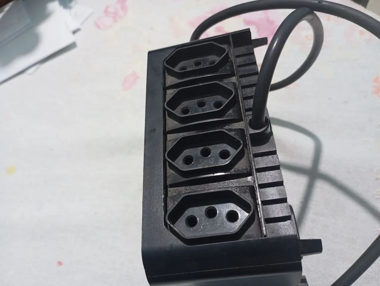 Estabilizador de Tensão APC Microsol Cubic.  - Foto 3