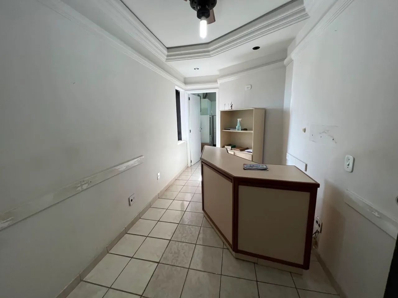 Vendo sala comercial no Ed. Medical Center  - Foto 2
