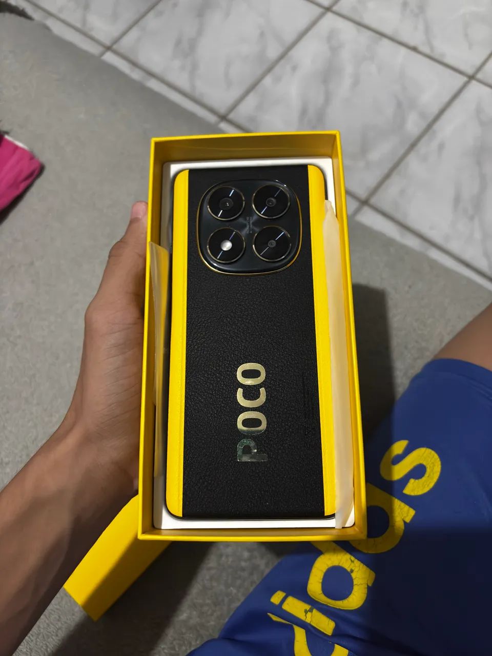 POCO X7 /256 GB 8+4 RAM - Foto 2
