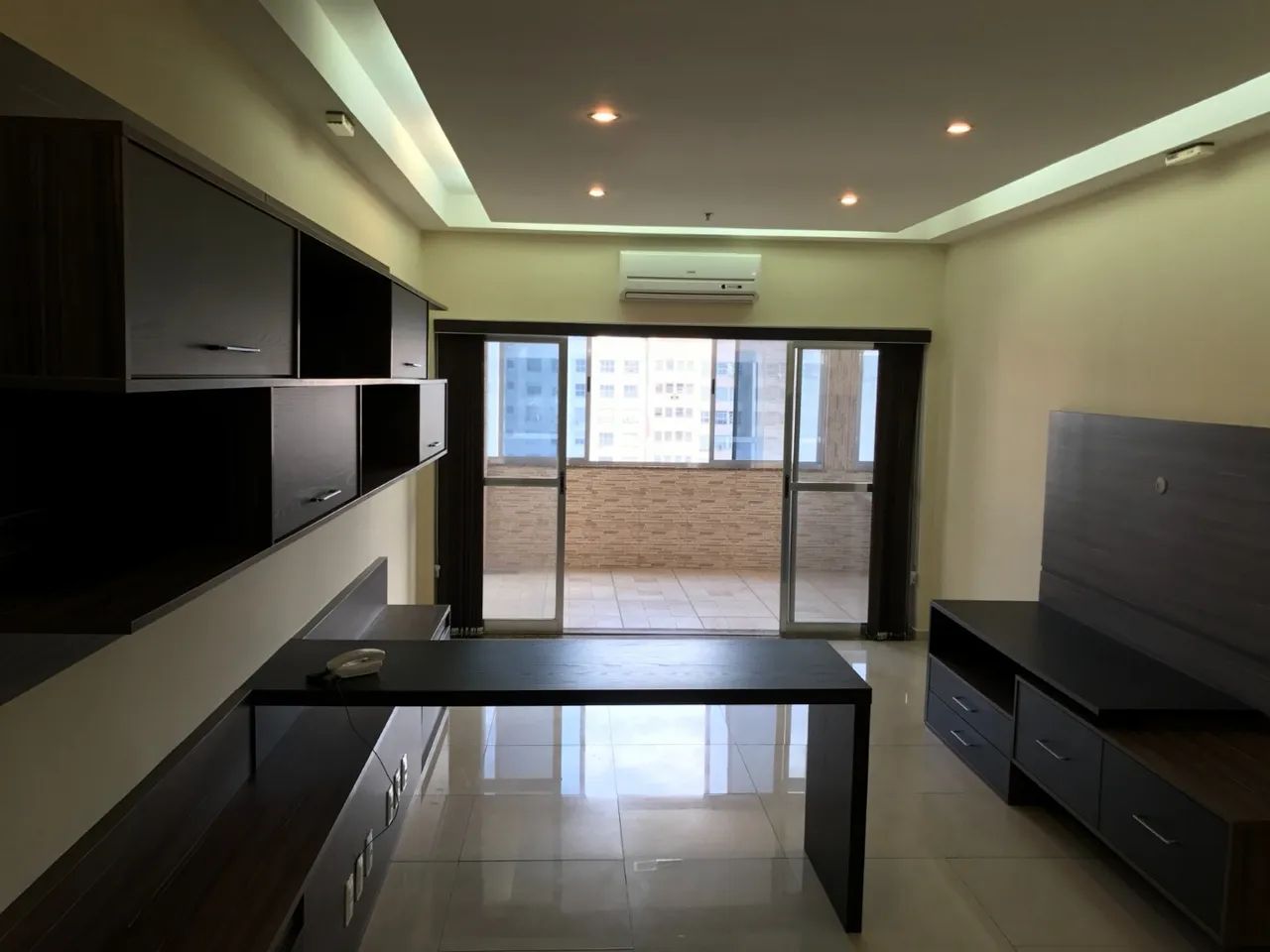 Cobertura Comercial no Centro: Salas 10 e 11 Unificadas, Reformadas e Mobiliadas! - Foto 4