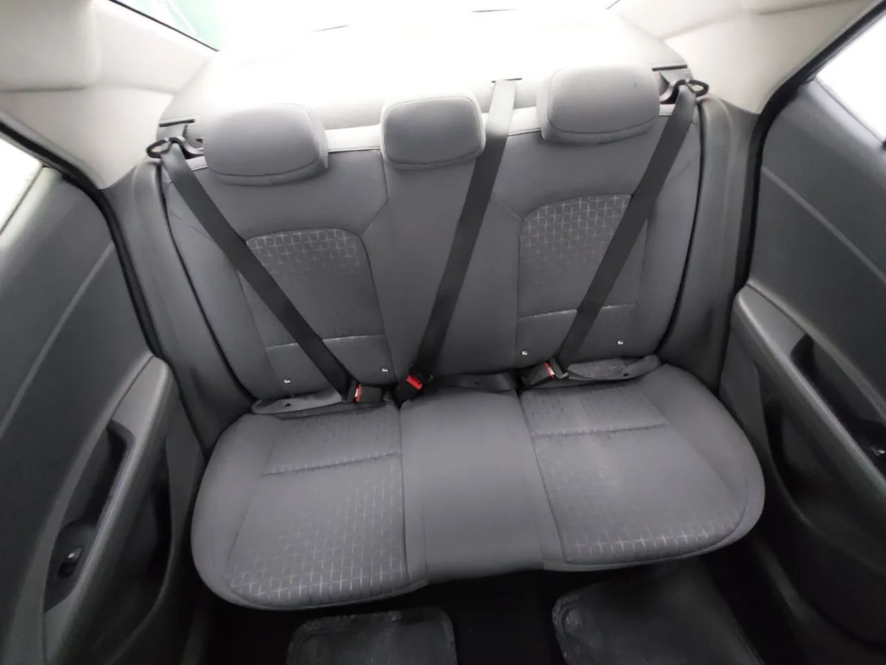 Hyundai HB20S Comfort 1.0 TB Flex 12V Aut., foto 18 de 18