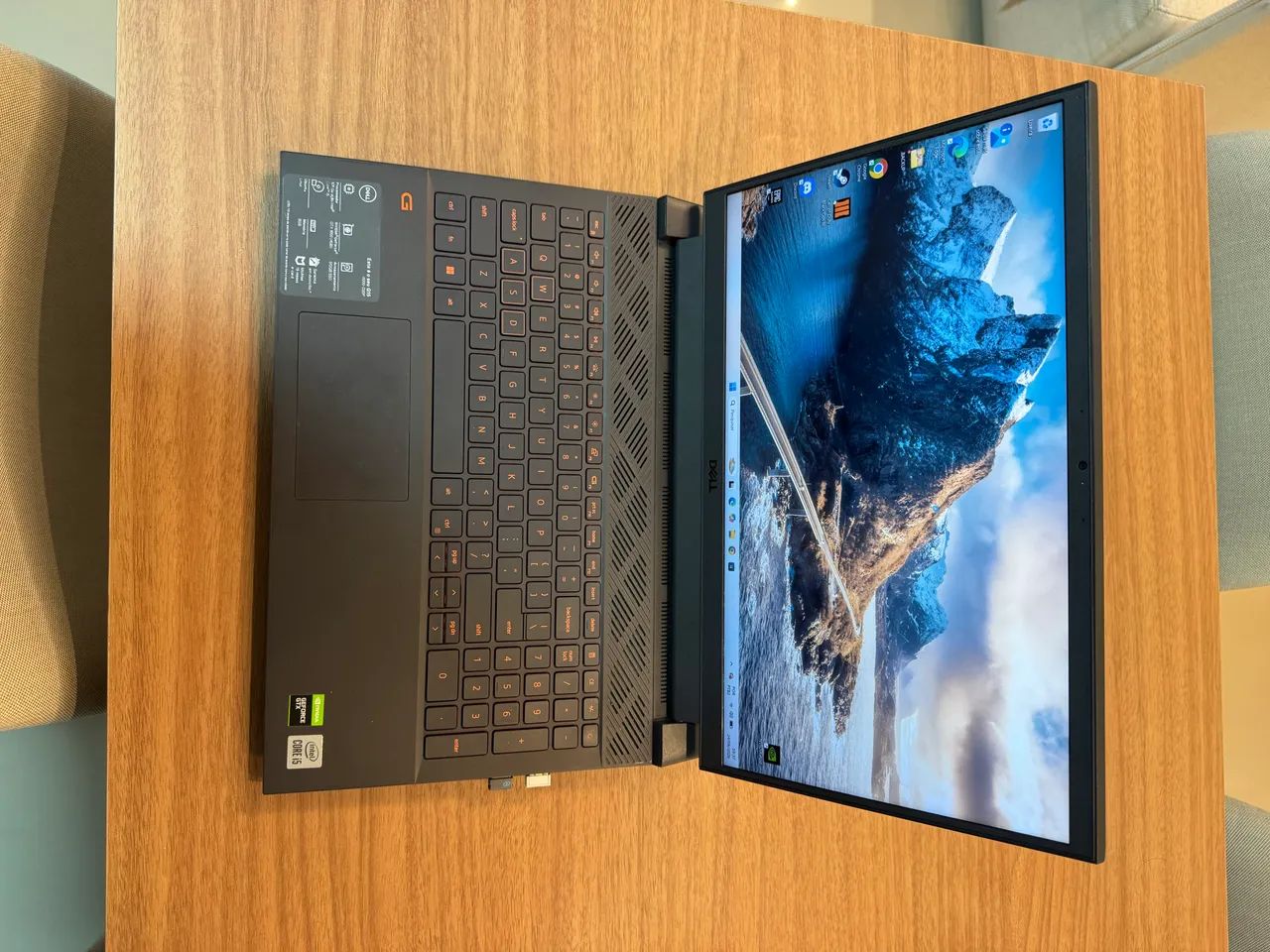 DELL G15