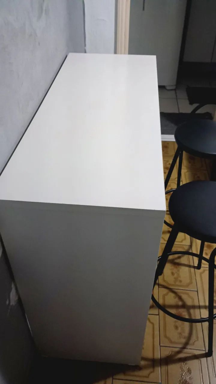 Mesa com banquetas - Foto 3
