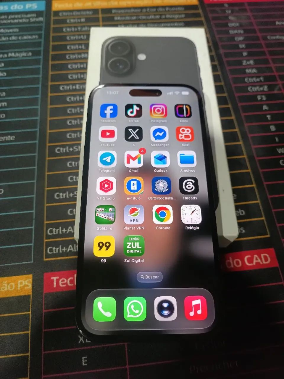iPhone 16