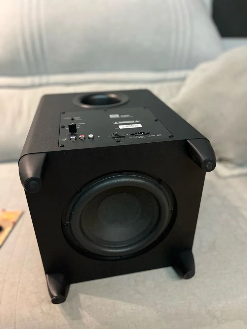 Subwoofer JBL Ci8P Ativo 100W RMS 8 Polegadas Preto Bivolt - Foto 4