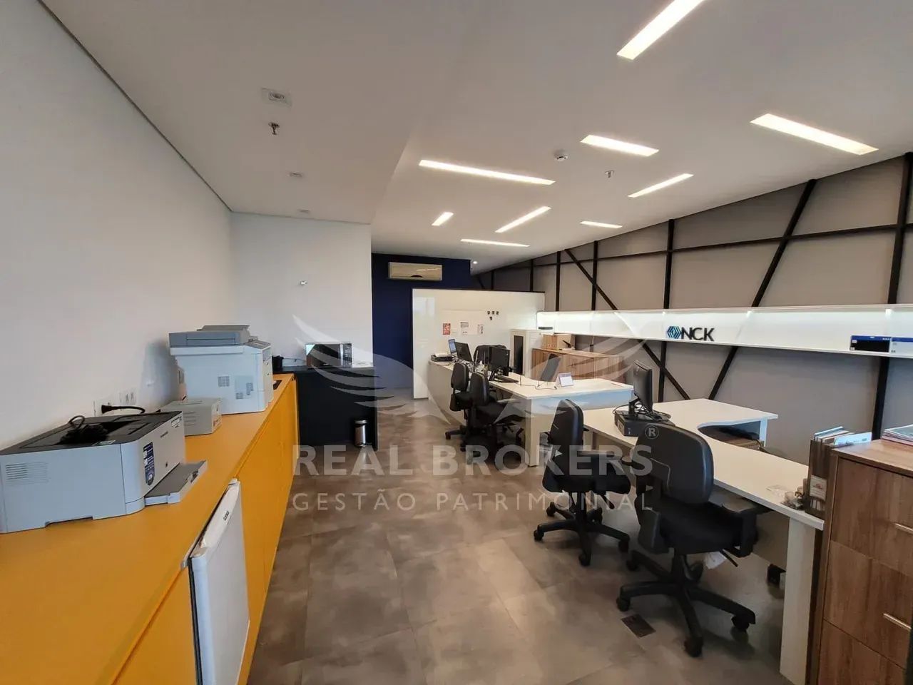 Sala Comercial à Venda com 63m² de área útil e 2 Vagas de Garagem em Alphaville - Foto 5
