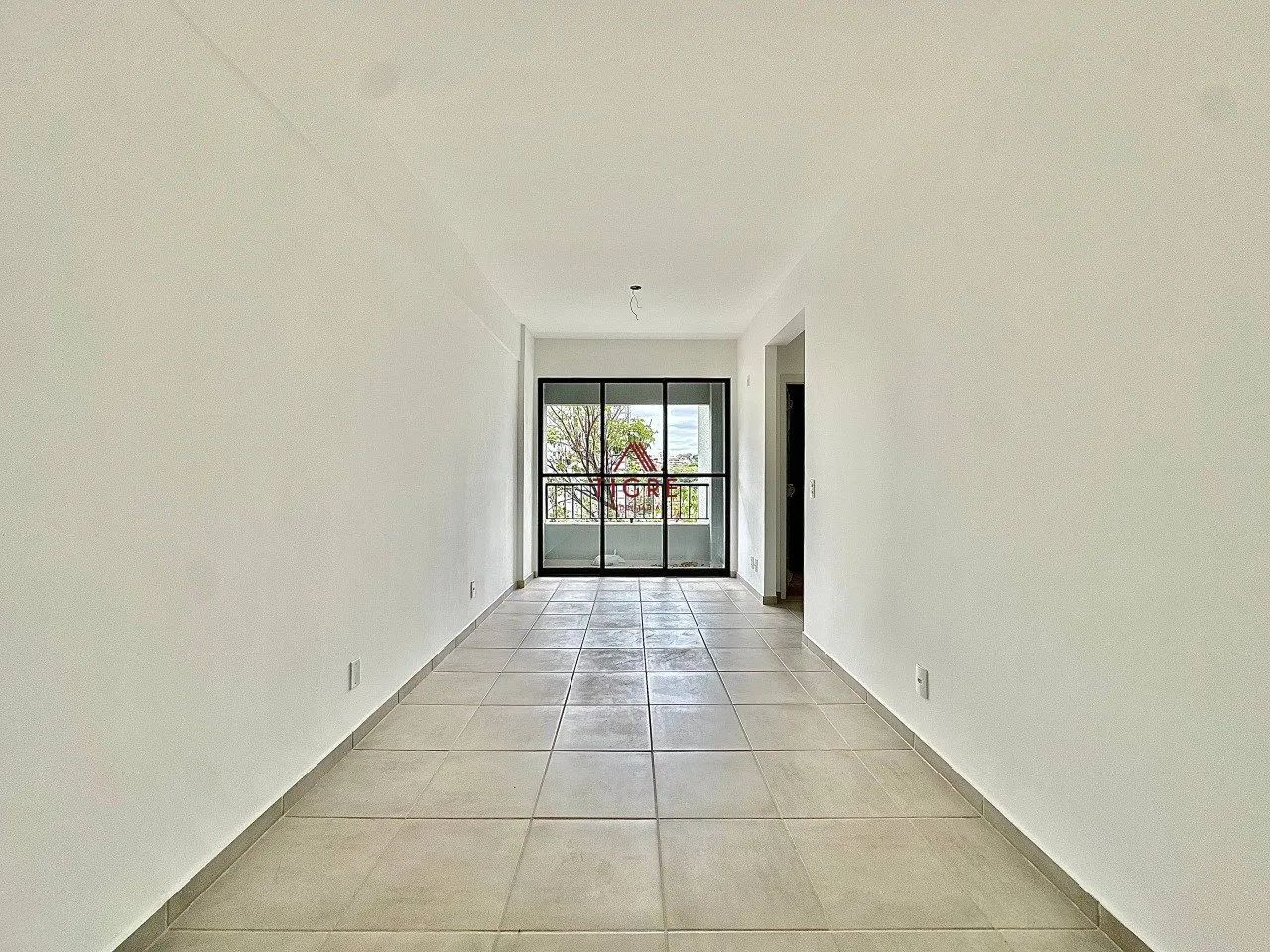 Apartamento com 2 Quartos à Venda, 67m² - Foto 2