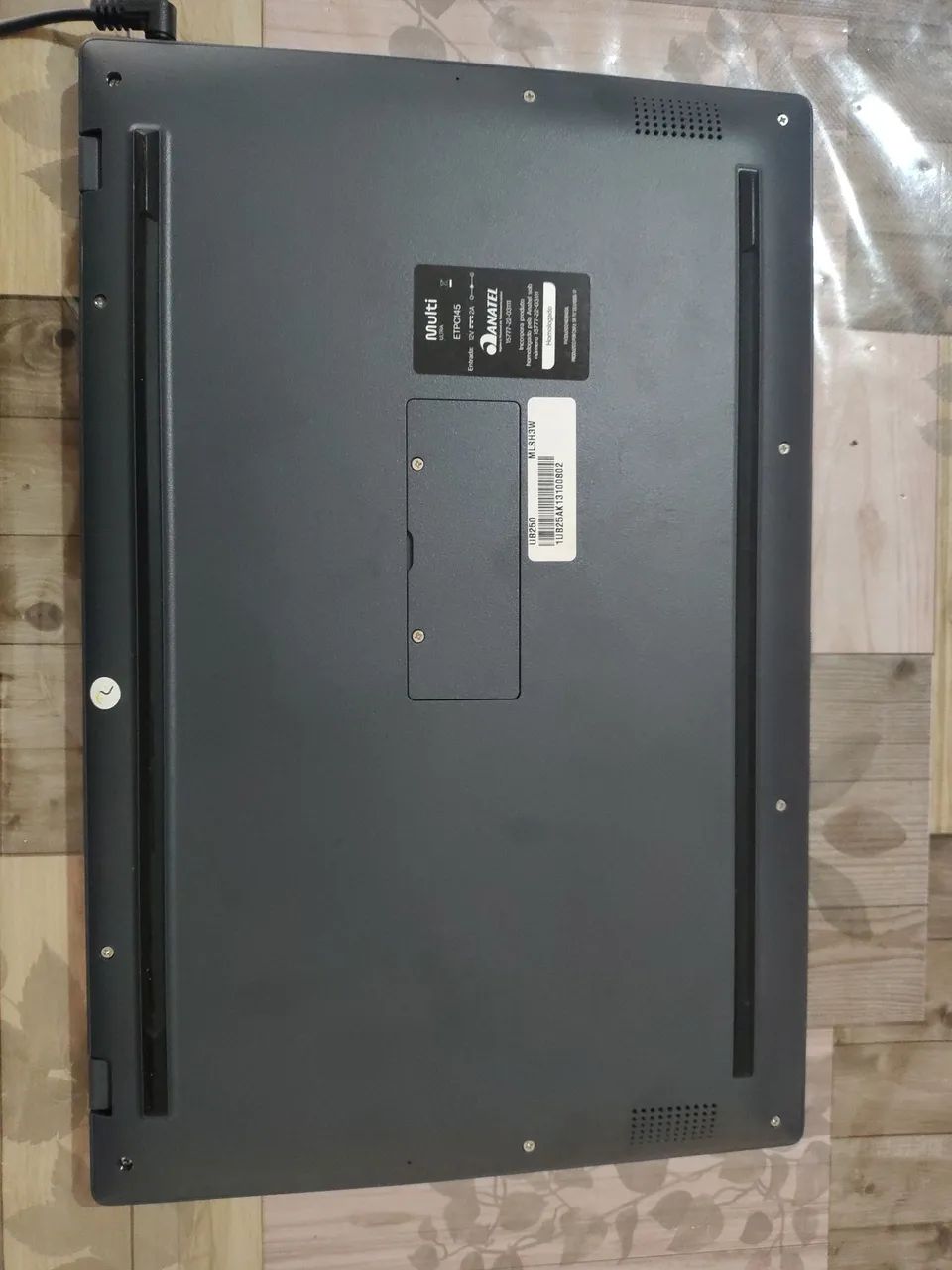 Notebook Multilaser ultra 128hd 4ram 6m de uso - Foto 6