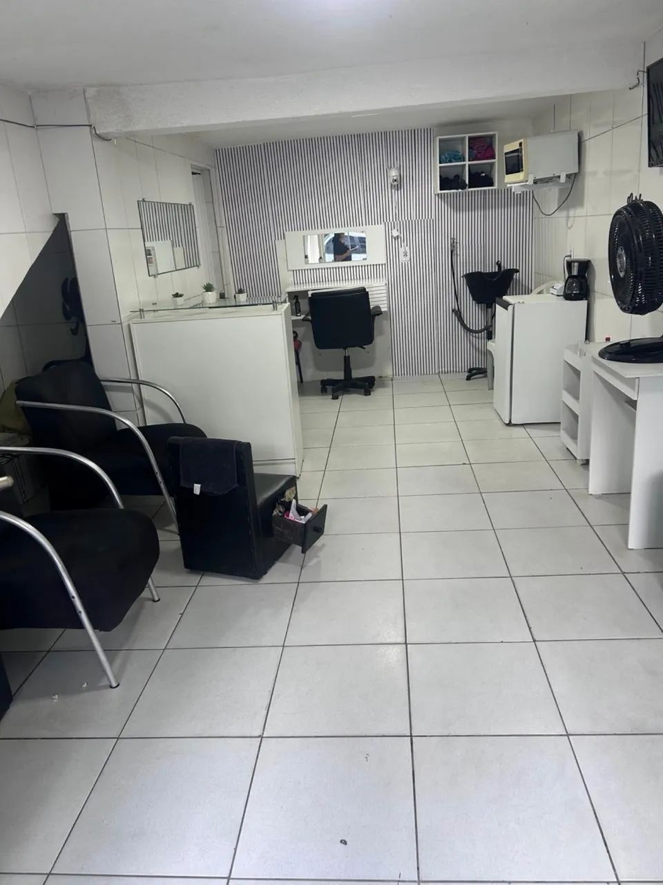 ? Estamos contratando manicure e pedicure  - Foto 3