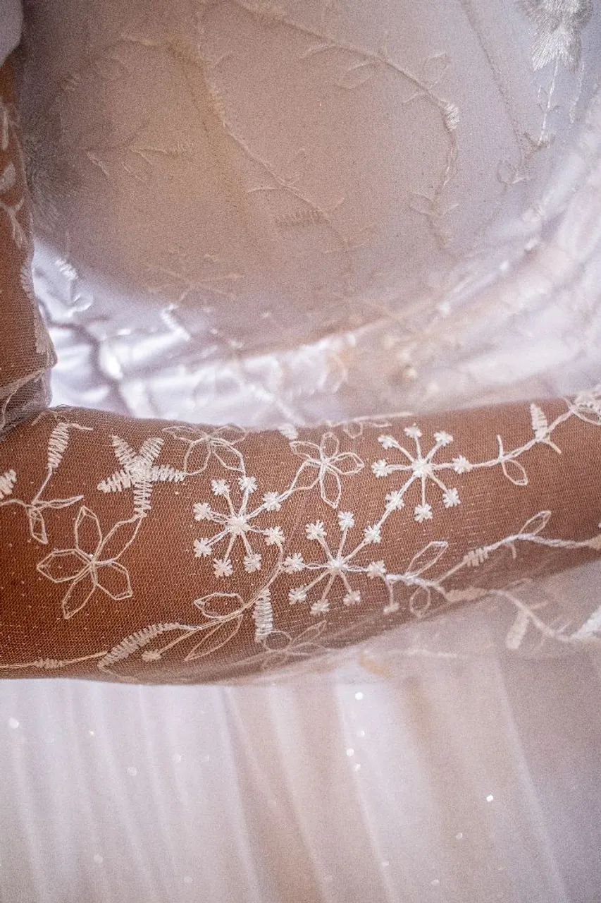 Vendo vestido de noiva usado 1 única vez  - Foto 5