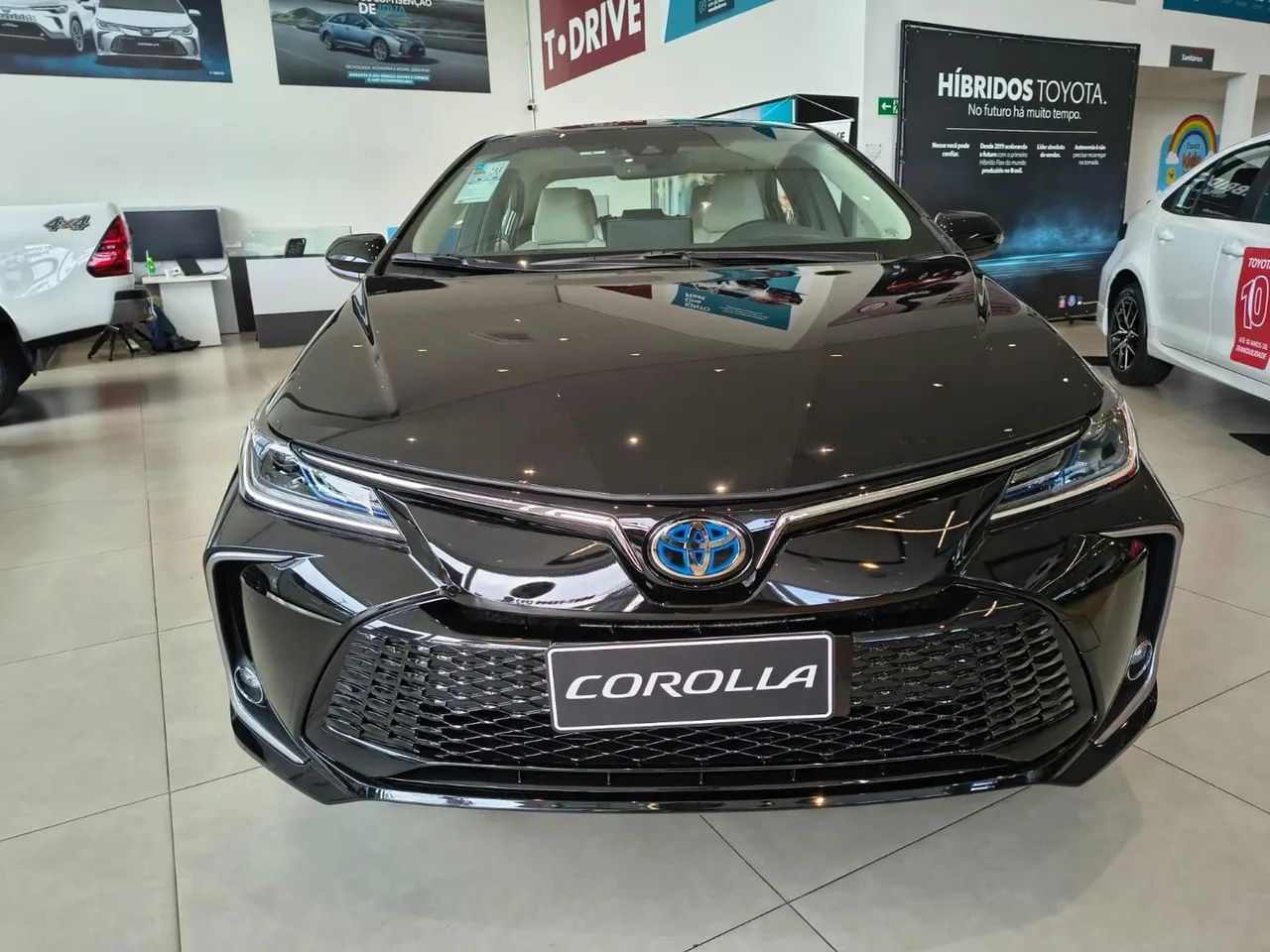 Toyota Corolla Altis Prem. Hybrid 1.8 Flex AUT, foto 2 de 15