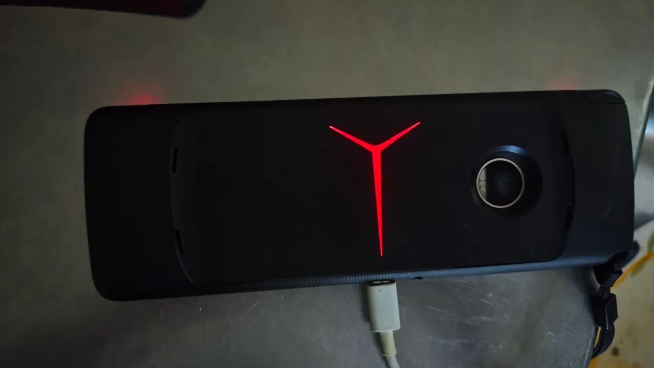 Moto Z2 play  - Foto 2