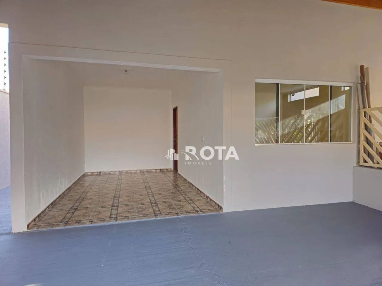 2 casas (frente com 2 quartos) + (fundo com 1 quarto) - Foto 4
