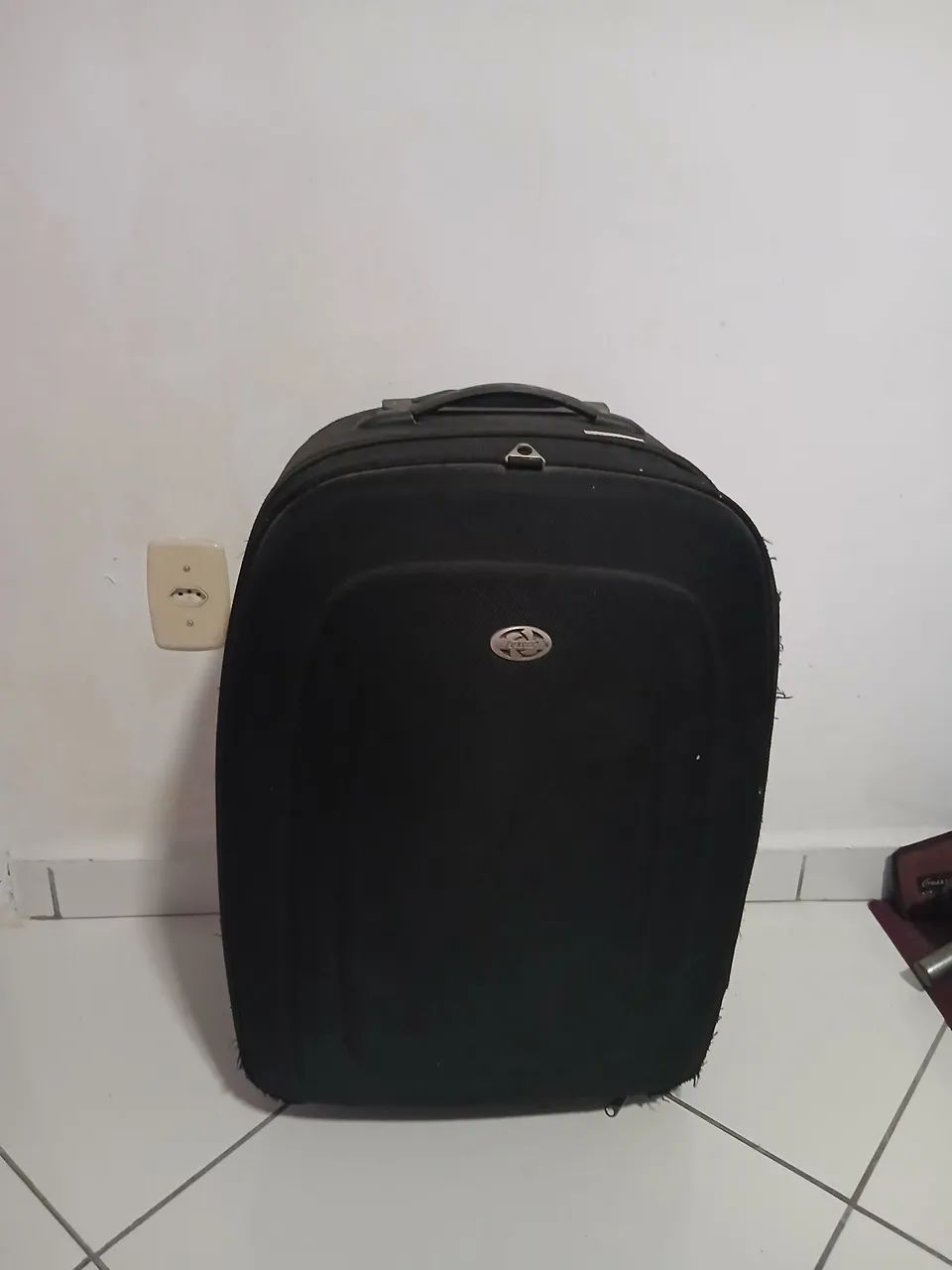 Vendo  mala de viagem 