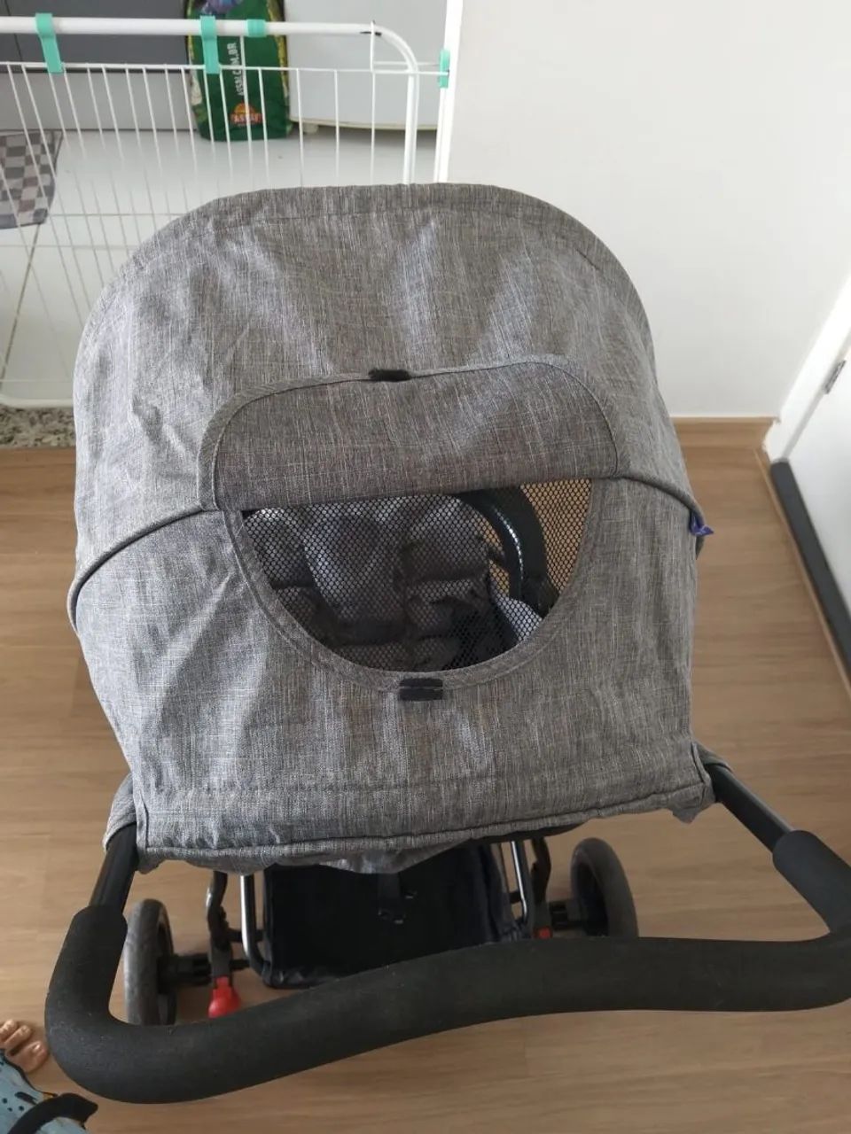 Carrinho de bebê Cosco Kids + Bebê Conforto Burigotto - Foto 5