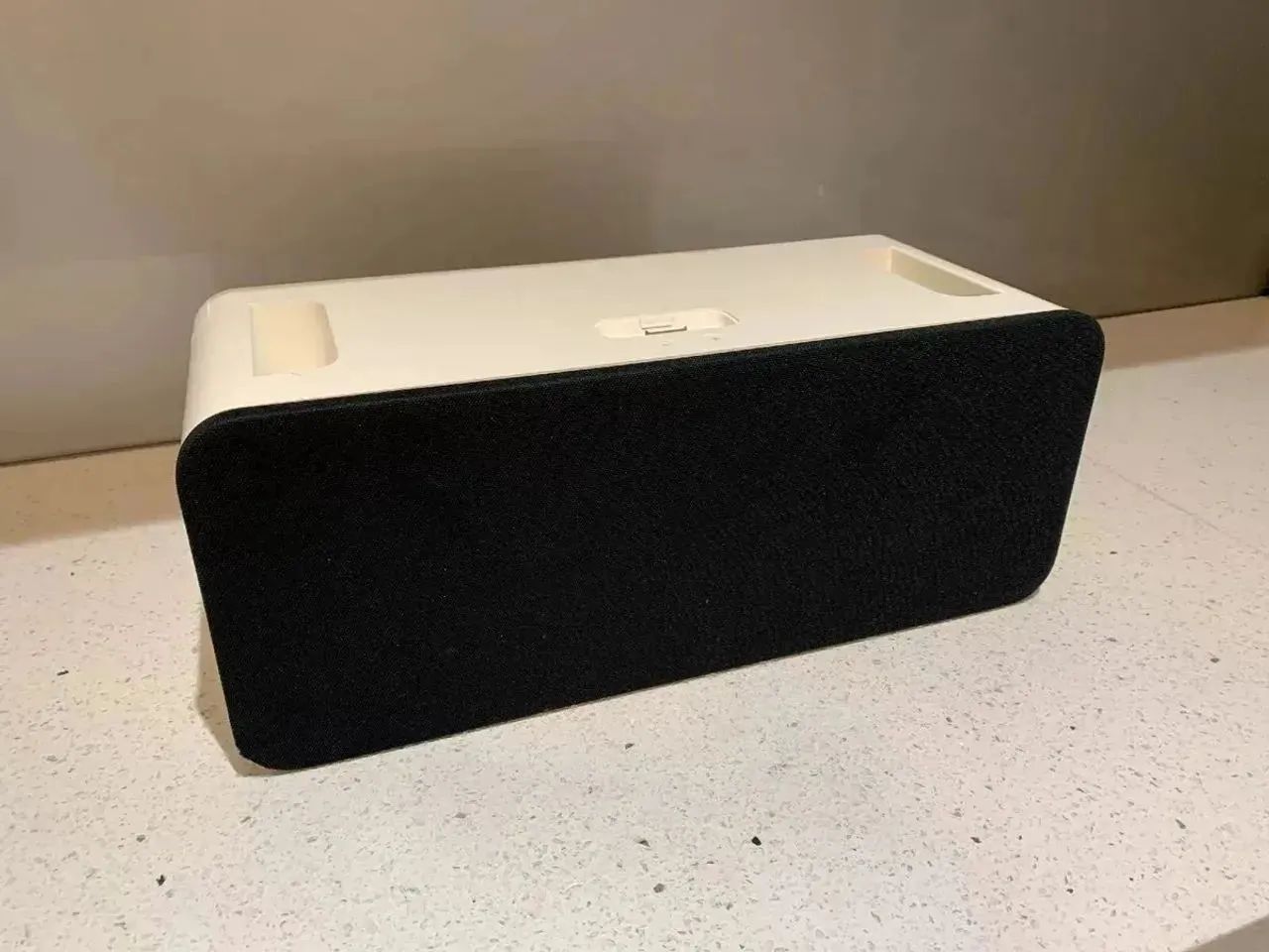Caixa amplificada Apple bluetooth 