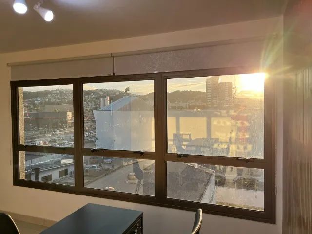 Aluguel de sala comercial em condomínio empresarial no bairro Barreiros - Foto 2