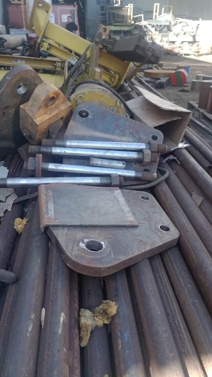 Braço Pórtico Giratório DEMAG com Talha Elétrica de Cabo de Aço MUNCK (1.000 kg) 1 ton 1to - Foto 6