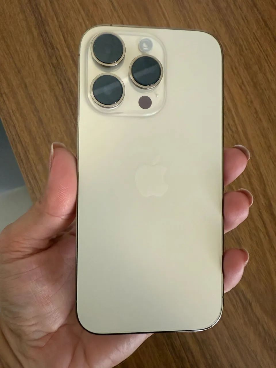 iPhone 14 Pro gold 