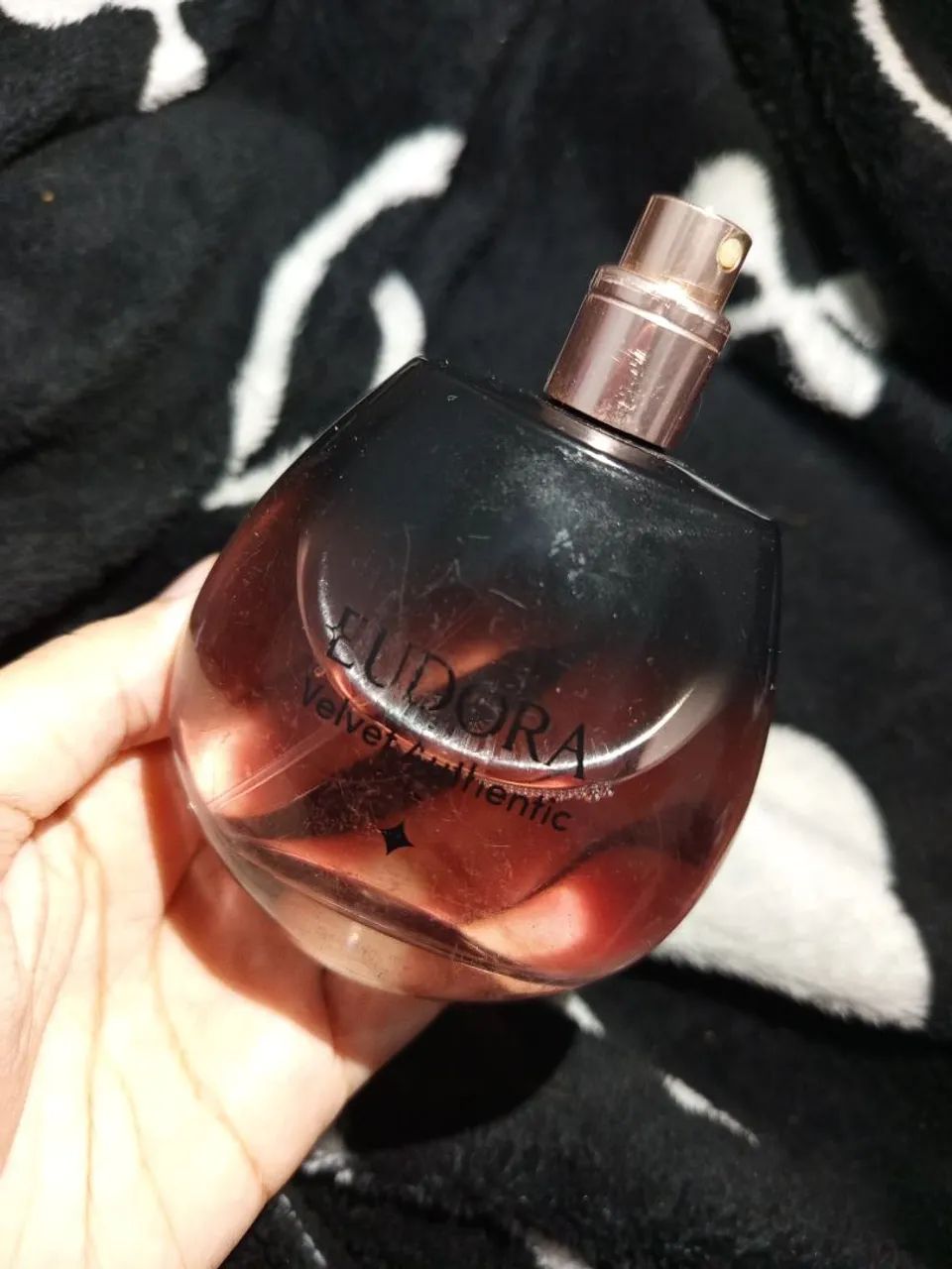 Perfume Eudora Velvet authentic 100ml.  Obs: está sem tampa.