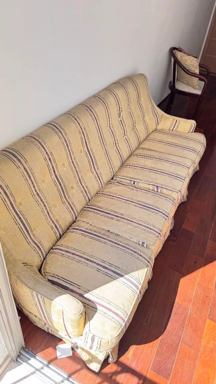 Sofa vintage amarelo 4 lugares - Foto 3