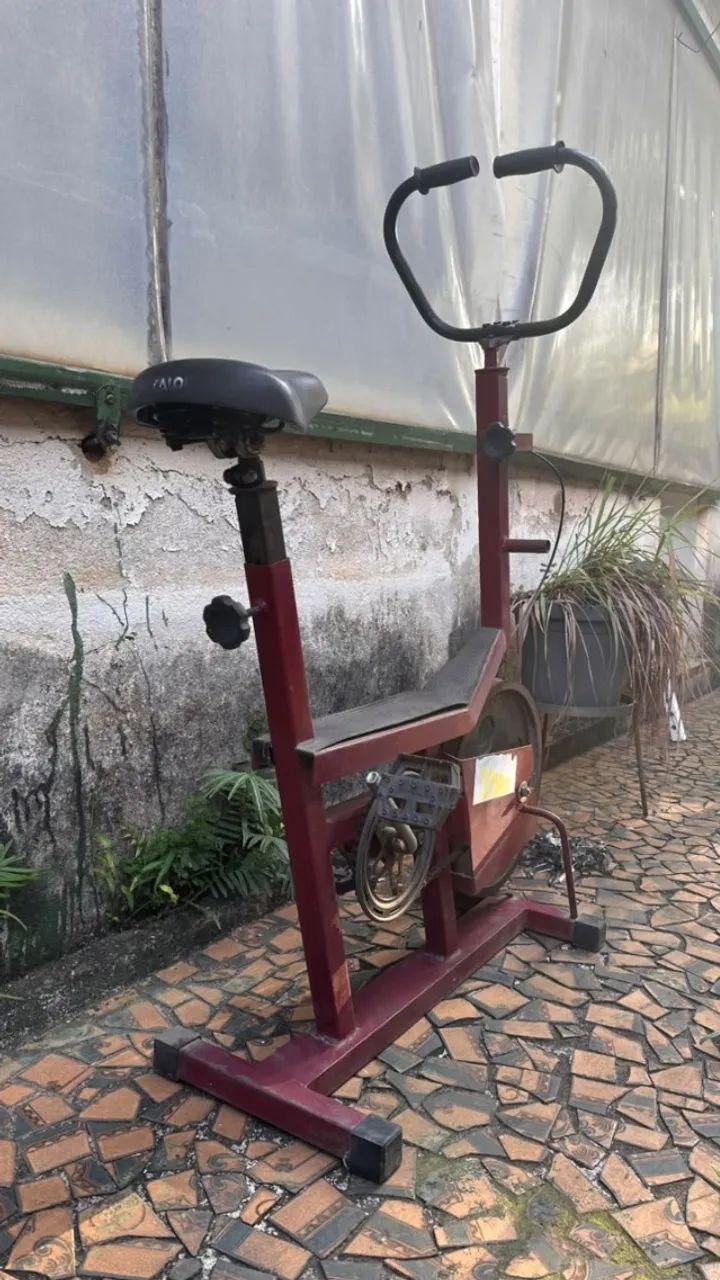 Bicicleta Ergométrica - Usada - Foto 5