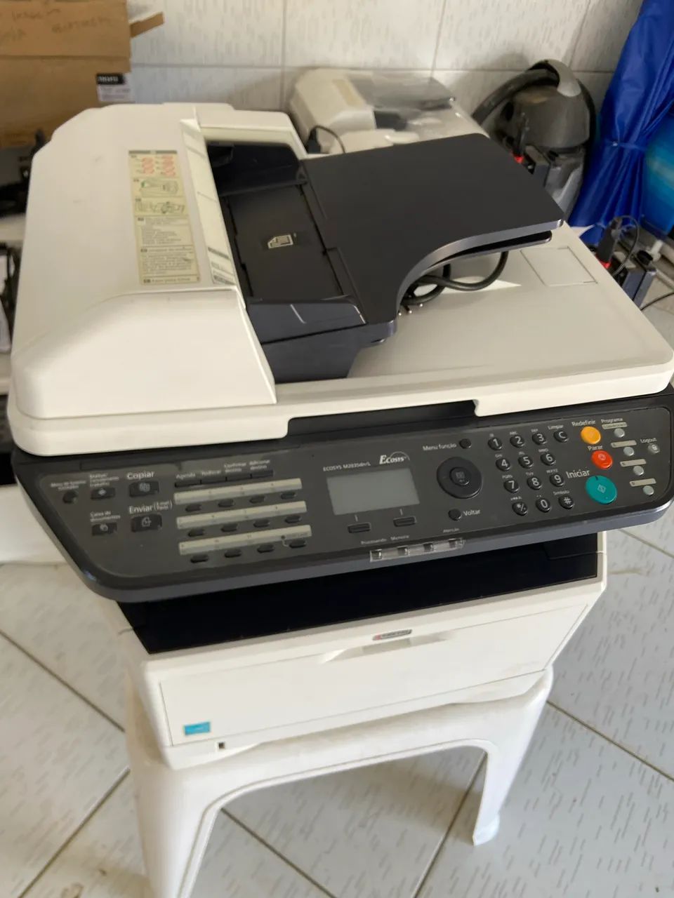 Impressora para uso comercial 