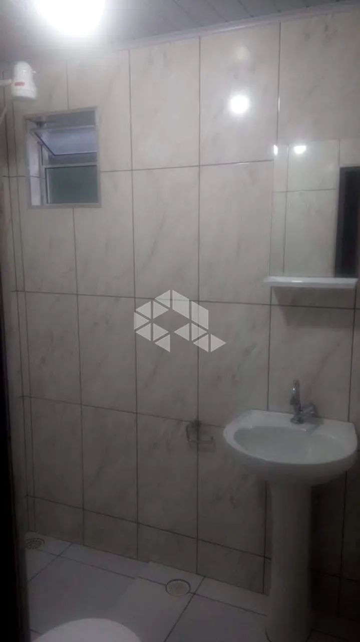 CASA PARQUE SELECTA , COM SOBRADO NO QUINTAL. - Foto 5