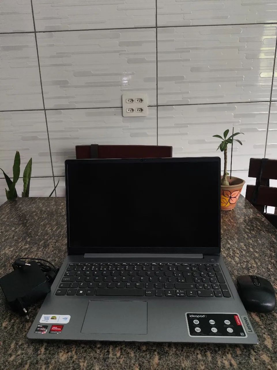 Lenovo Ideapad 3