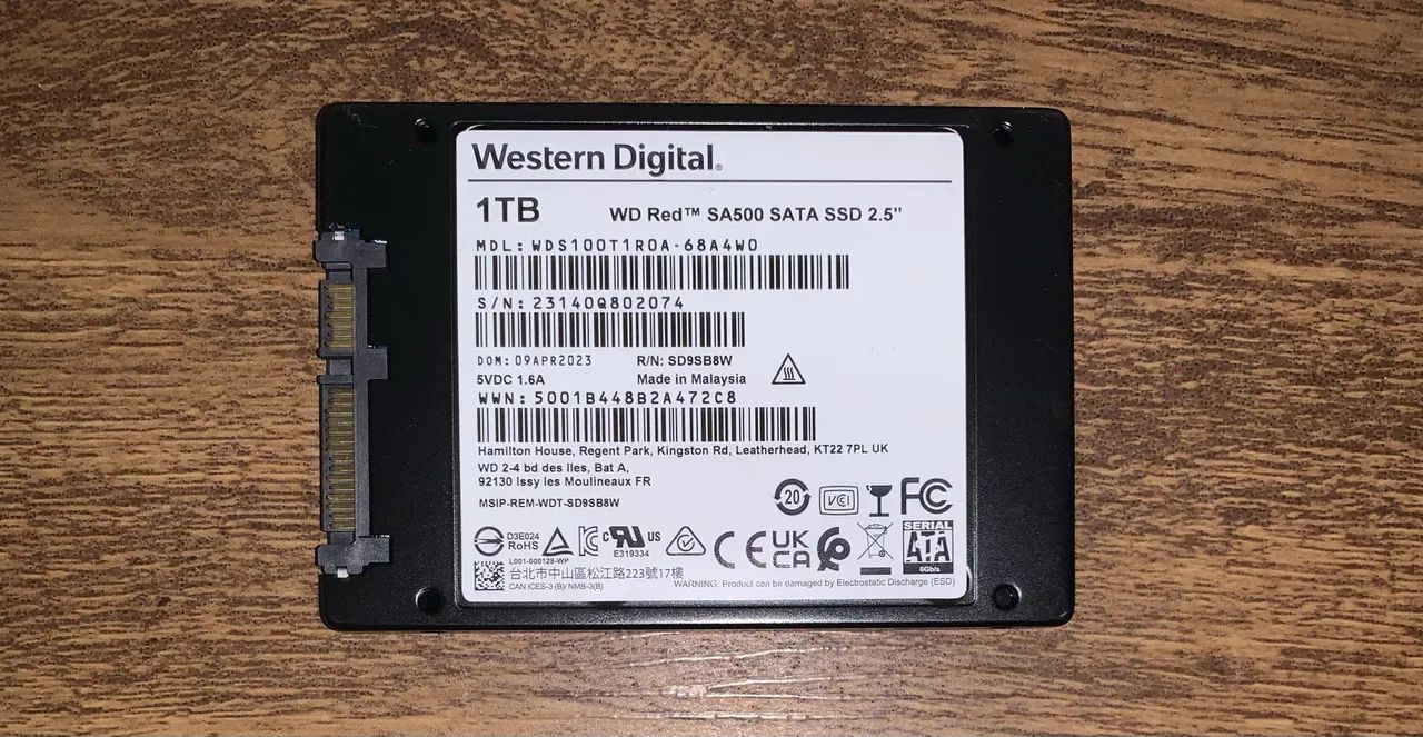 【中古】WD RED SA500 1TB SATA　2.5インチ SSD SATA para NAS WD Red SA500 2,5? 1 TB - Armazenamento - Vila