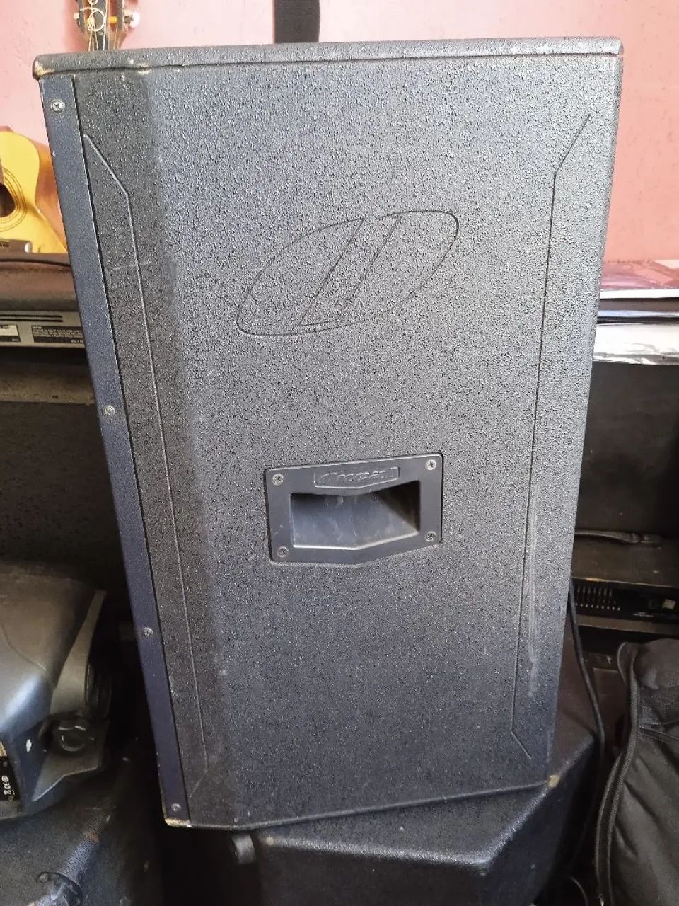 Vendo Um par de caixas de som oneal ativa e passiva 15 polegadas  - Foto 3