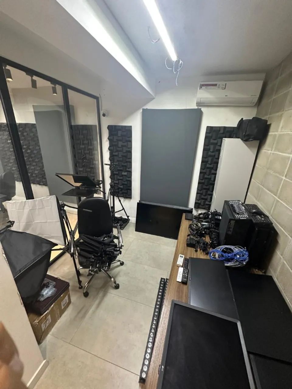 Alugo Ponto Comercial Térreo 100m2 no Vieiralves - Foto 4