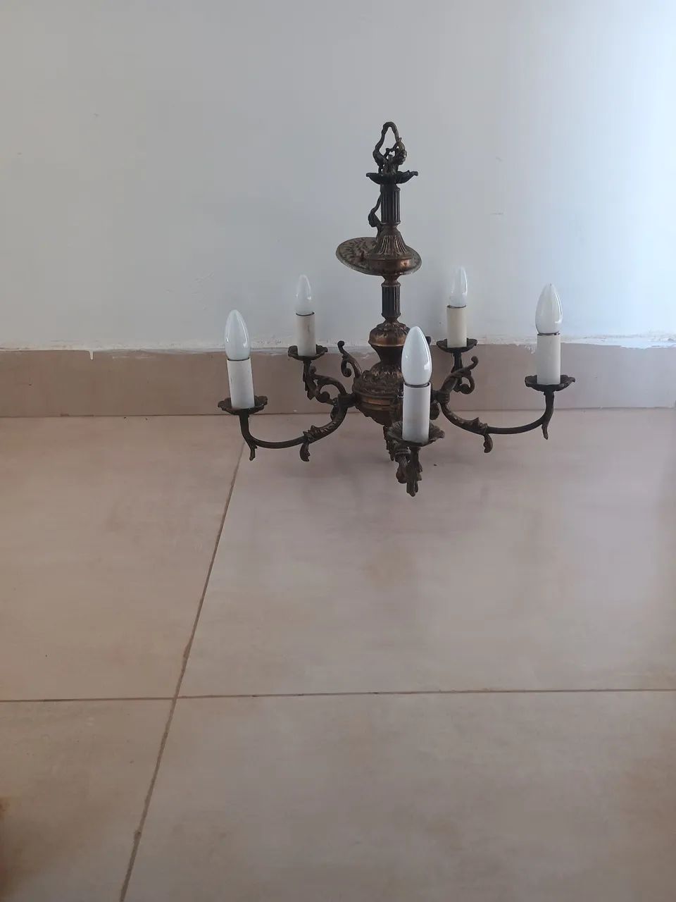 Lustre antigo teto - Foto 3