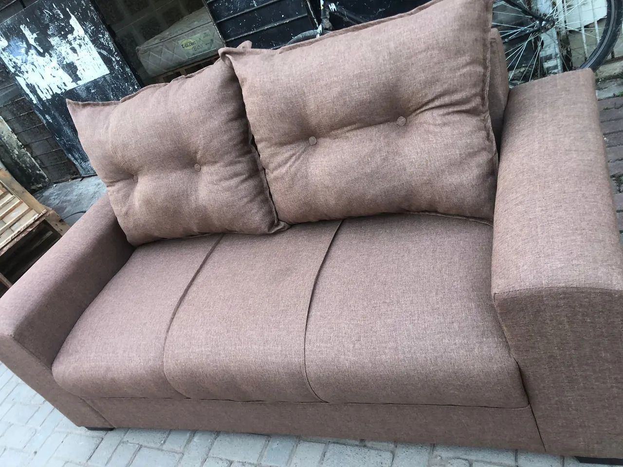 Sofa 3 lugares 2 metros da fábrica  - Foto 2