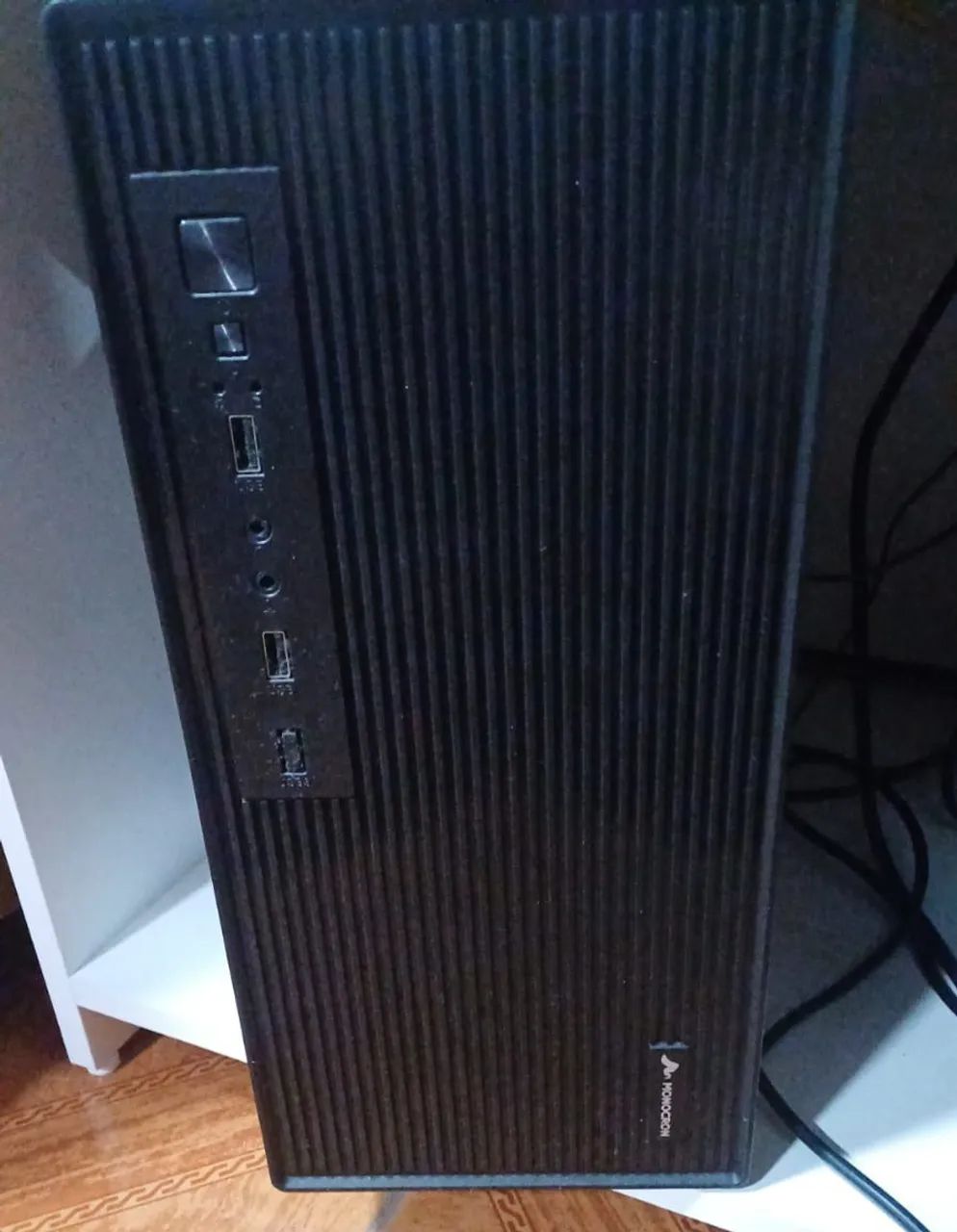 Vendo computador completo com mesa  - Foto 2