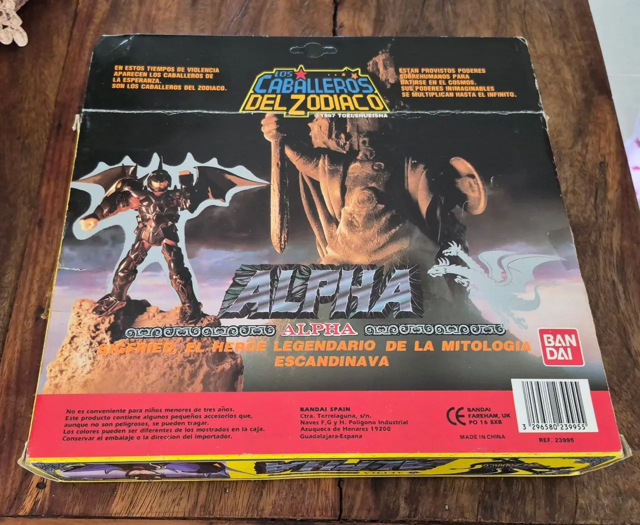 Cavaleiros do Zodíaco com manual original bandai - Hobbies e